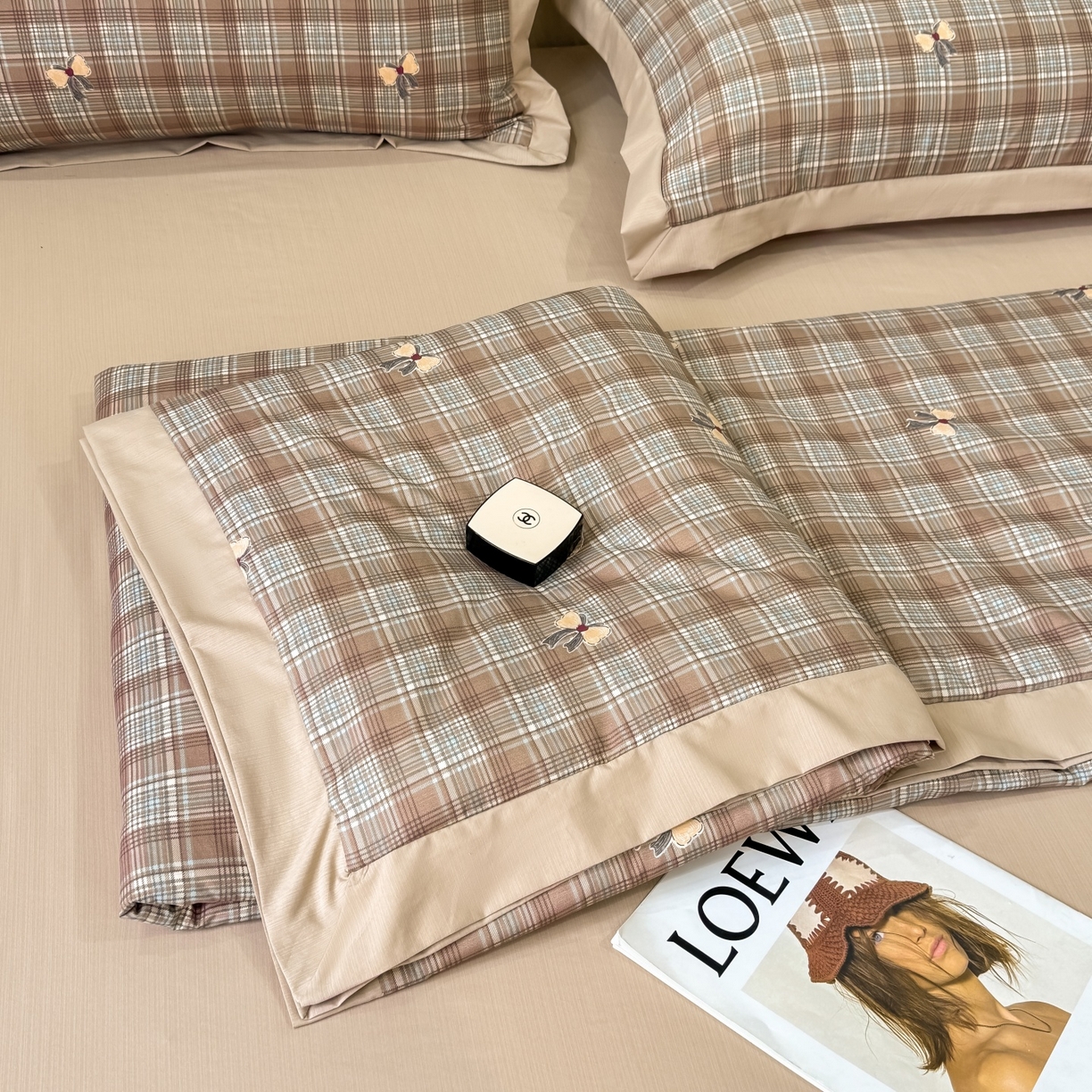 91家纺网 家纺一手货源 找家纺 归属 2026新款凉感天丝棉夏被夏凉被空调被夏被四件套系列 卡利亚