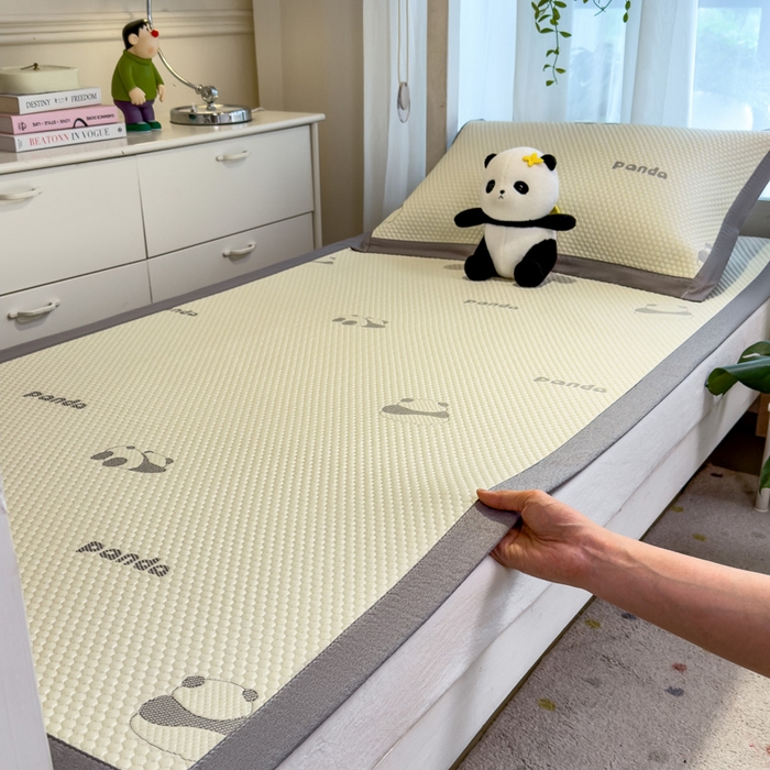 91家纺网 家纺一手货源 找家纺 凯罗 2026新款A类凉豆豆学生宿舍用床席可水洗凉席席子床席款 盼盼乐园-床席款