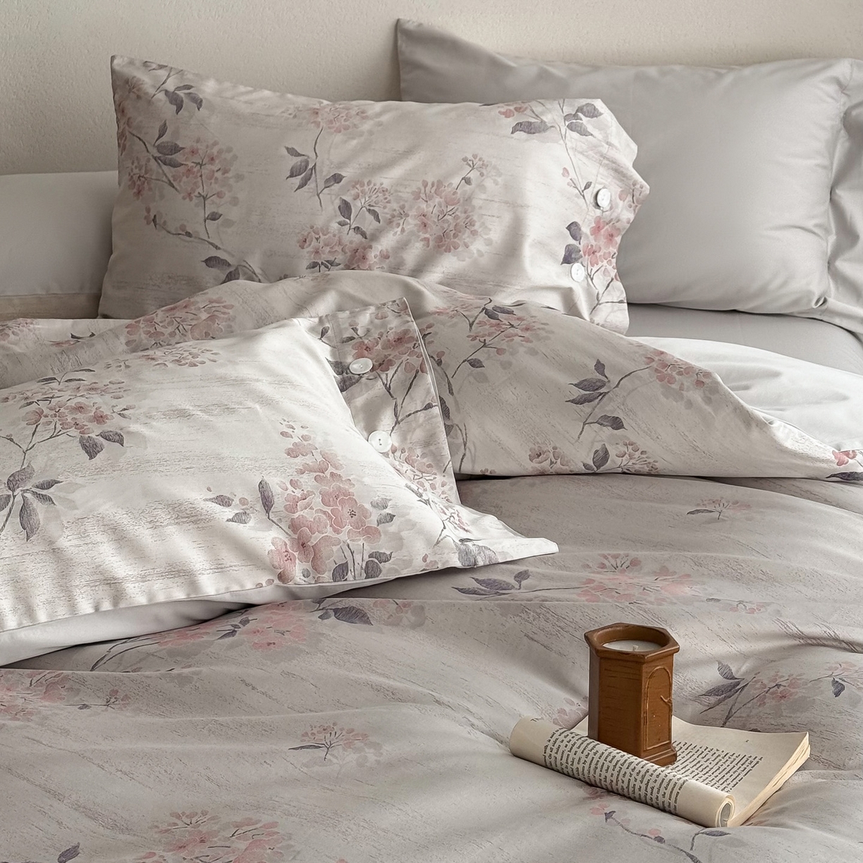 91家纺网 家纺一手货源 找家纺 华超针织 2026新款100S纽扣款色织提花四件套-神秘香氛 神秘香氛 紫