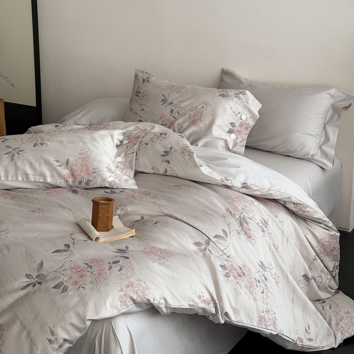 91家纺网 家纺一手货源 找家纺 华超针织 2026新款100S纽扣款色织提花四件套-神秘香氛 神秘香氛 紫