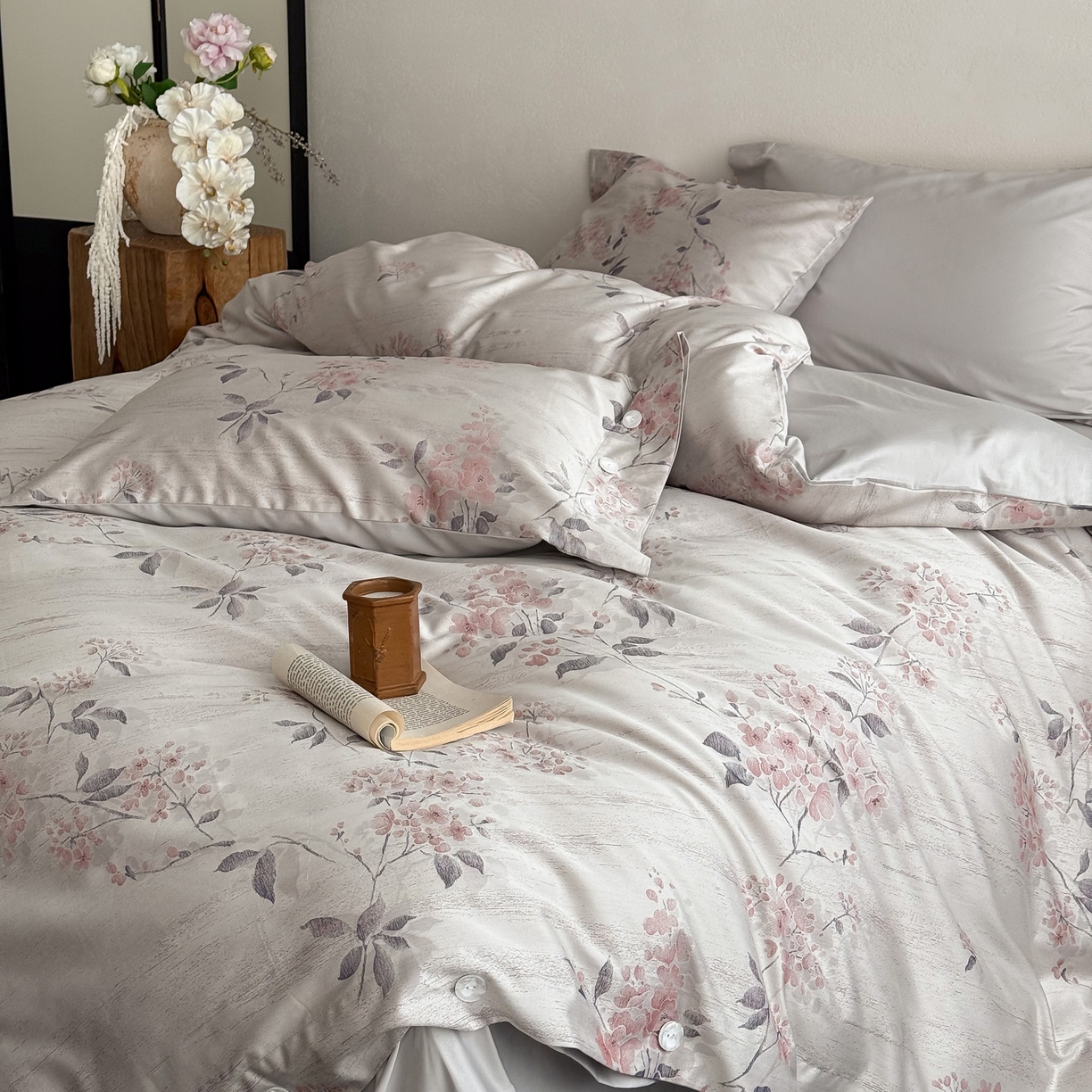 91家纺网 家纺一手货源 找家纺 华超针织 2026新款100S纽扣款色织提花四件套-神秘香氛 神秘香氛 紫