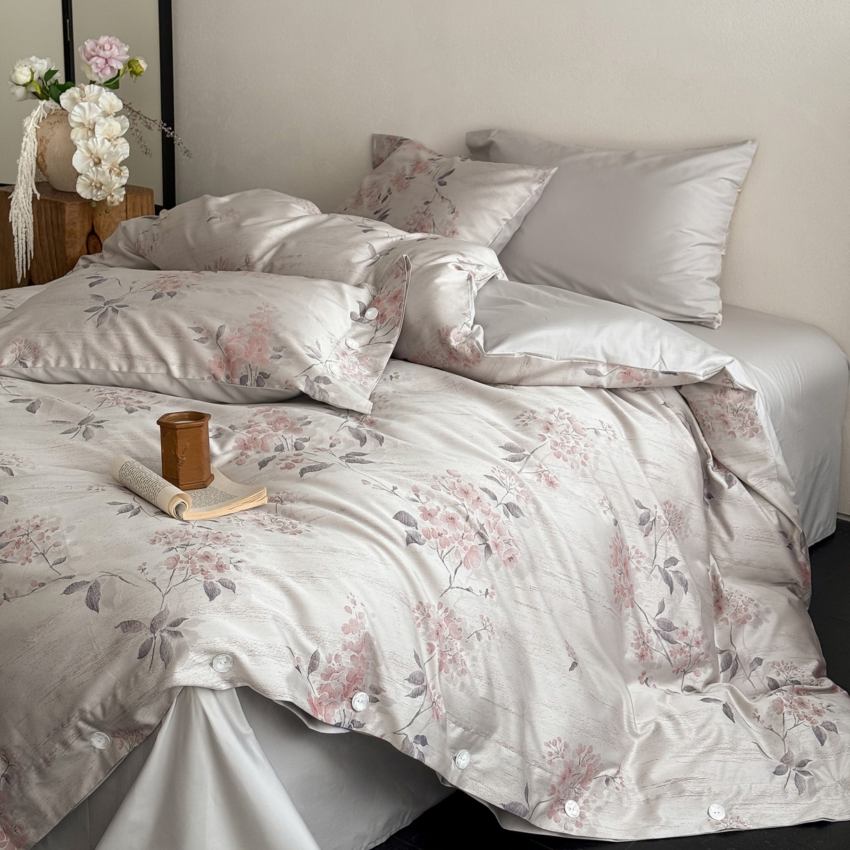 91家纺网 家纺一手货源 找家纺 华超针织 2026新款100S纽扣款色织提花四件套-神秘香氛 神秘香氛 紫