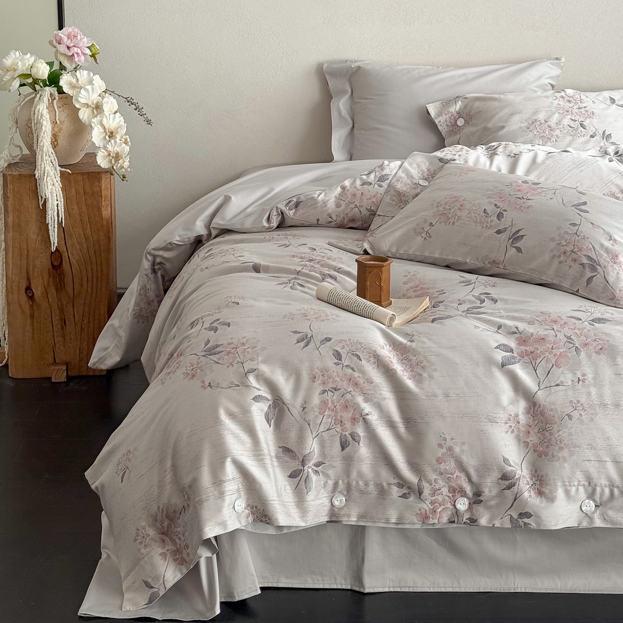 91家纺网 家纺一手货源 找家纺 华超针织 2026新款100S纽扣款色织提花四件套-神秘香氛 神秘香氛 紫