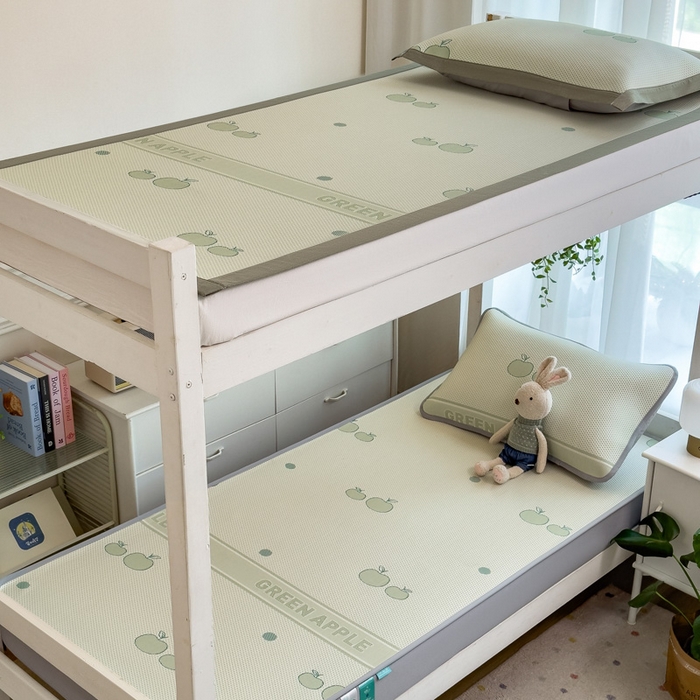 91家纺网 家纺一手货源 找家纺 凯罗 2026新款A类凉豆豆学生宿舍用床席可水洗凉席席子床席款 青苹果乐园-床席款