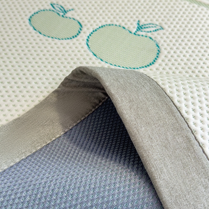 91家纺网 家纺一手货源 找家纺 凯罗 2026新款A类凉豆豆学生宿舍用床席可水洗凉席席子床席款 青苹果乐园-床席款