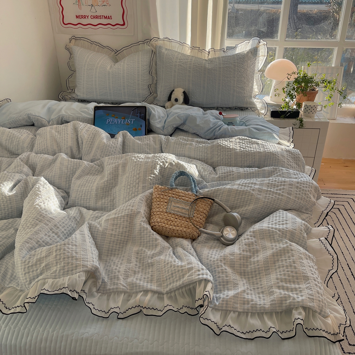 91家纺网 家纺一手货源 找家纺 （总）首尔家纺 2026春夏新款小清新色织提花格子花边款床单床盖款四件套蜜格系列