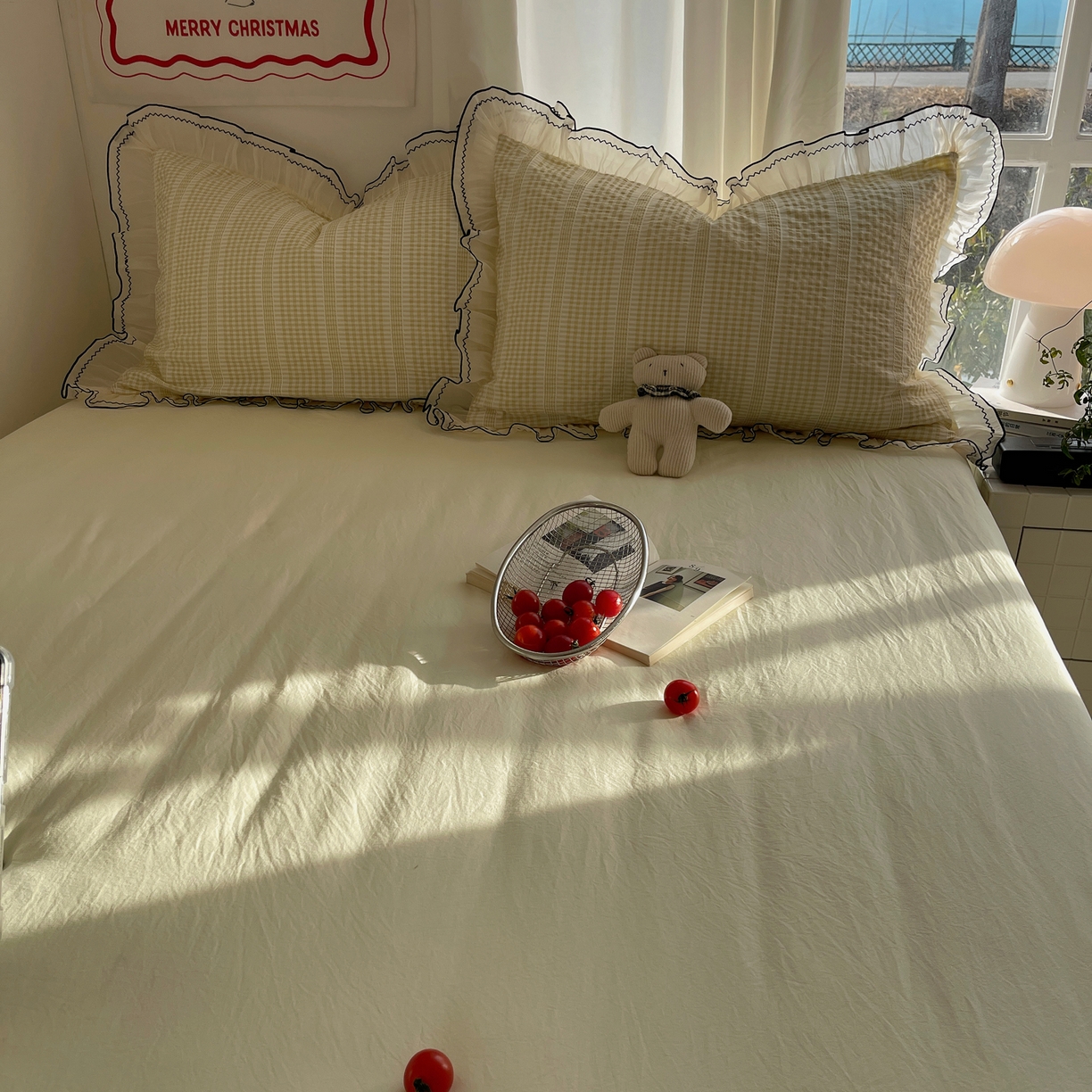 91家纺网 家纺一手货源 找家纺 首尔家纺 2026春夏新款小清新色织提花格子花边款床单床盖款四件套蜜格系列 蜜格-浅黄