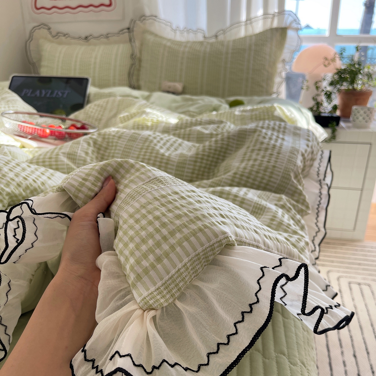 91家纺网 家纺一手货源 找家纺 首尔家纺 2026春夏新款小清新色织提花格子花边款床单床盖款四件套蜜格系列 蜜格-抹茶