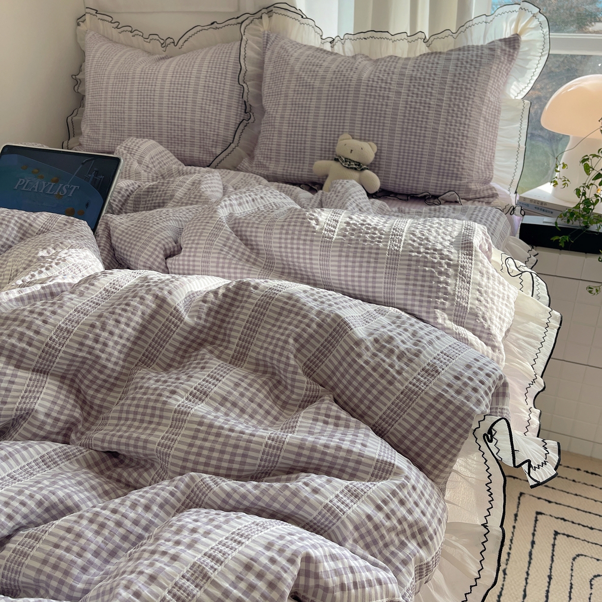 91家纺网 家纺一手货源 找家纺 首尔家纺 2026春夏新款小清新色织提花格子花边款床单床盖款四件套蜜格系列 蜜格-浅紫