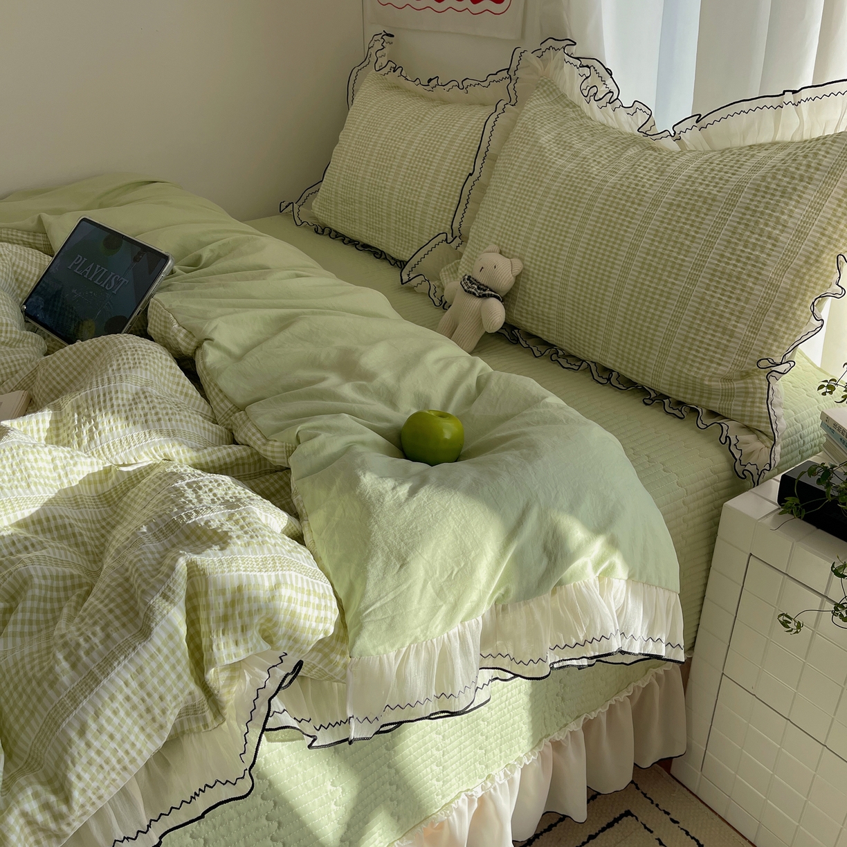 91家纺网 家纺一手货源 找家纺 首尔家纺 2026春夏新款小清新色织提花格子花边款床单床盖款四件套蜜格系列 蜜格-抹茶