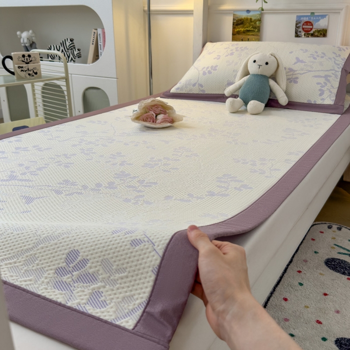 91家纺网 家纺一手货源 找家纺 凯罗 2026新款A类凉豆豆学生宿舍用床席可水洗凉席席子床席款 纤藤集-紫-床席款