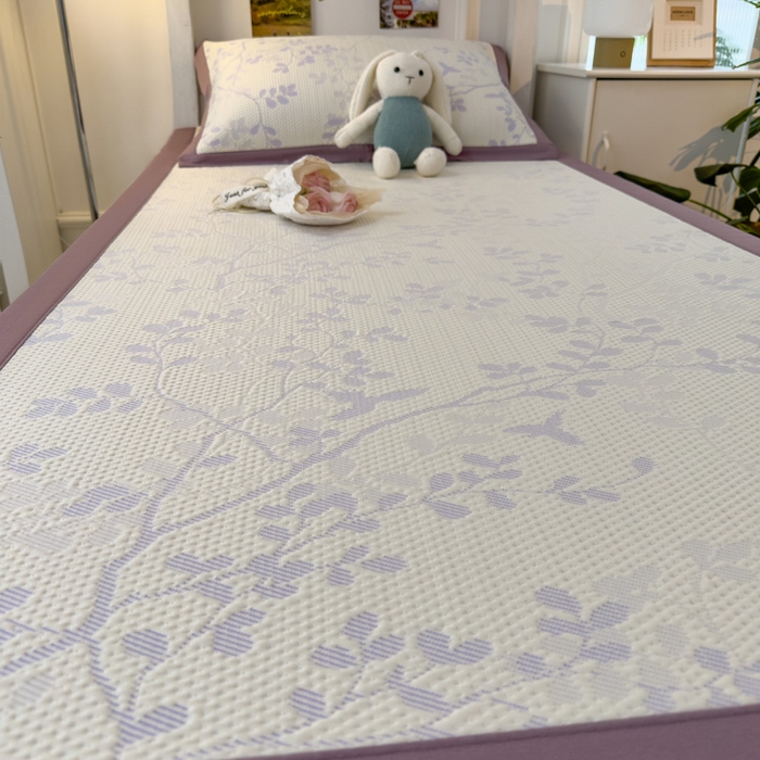 91家纺网 家纺一手货源 找家纺 凯罗 2026新款A类凉豆豆学生宿舍用床席可水洗凉席席子床席款 纤藤集-紫-床席款