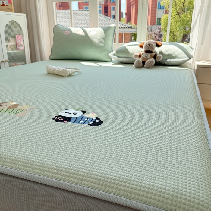 91家纺网 家纺一手货源 找家纺 （总）凯罗 2026新款华夫格凉泡泡绣花凉席席子-床笠款