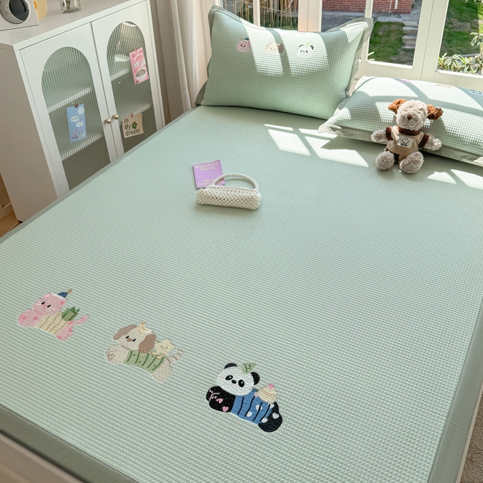 91家纺网 家纺一手货源 找家纺 （总）凯罗 2026新款华夫格凉泡泡绣花凉席席子-床席款