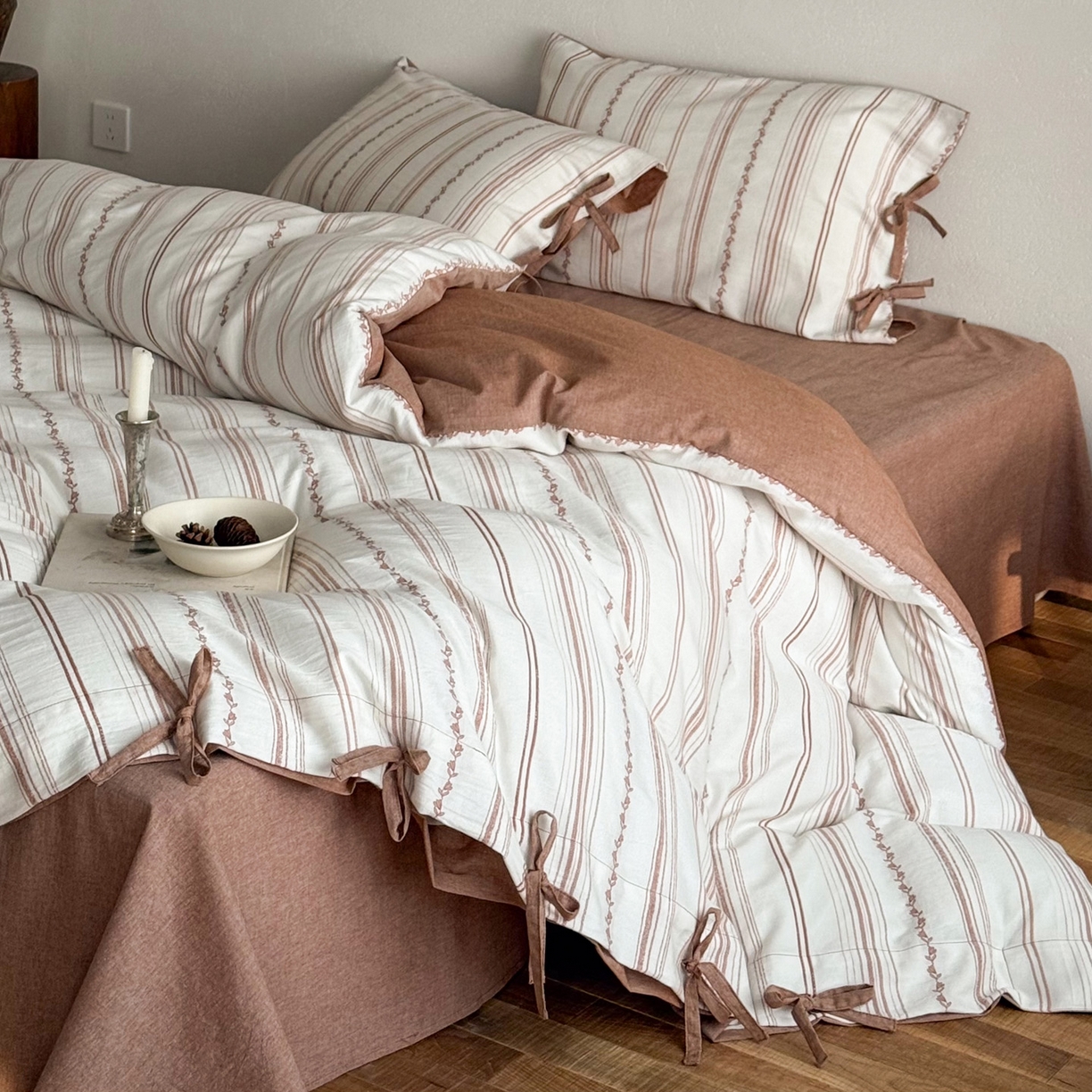 91家纺网 家纺一手货源 找家纺 （总）华超针织 2026新款全棉剪花绑带款四件套-阿尔玛