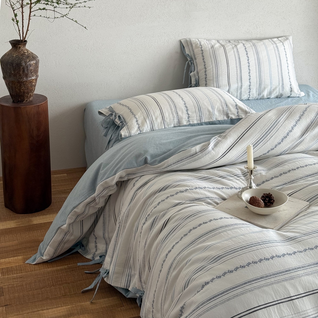 91家纺网 家纺一手货源 找家纺 华超针织 2026新款全棉剪花绑带款四件套-阿尔玛 阿尔玛 蓝