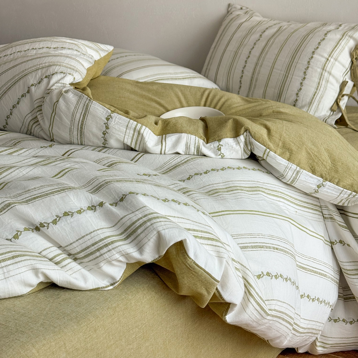 91家纺网 家纺一手货源 找家纺 华超针织 2026新款全棉剪花绑带款四件套-阿尔玛 阿尔玛 绿