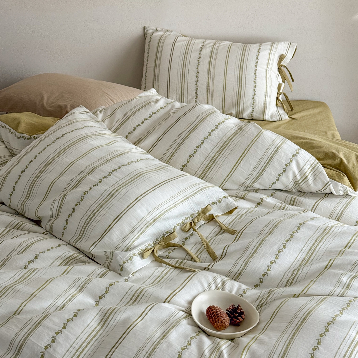 91家纺网 家纺一手货源 找家纺 华超针织 2026新款全棉剪花绑带款四件套-阿尔玛 阿尔玛 绿