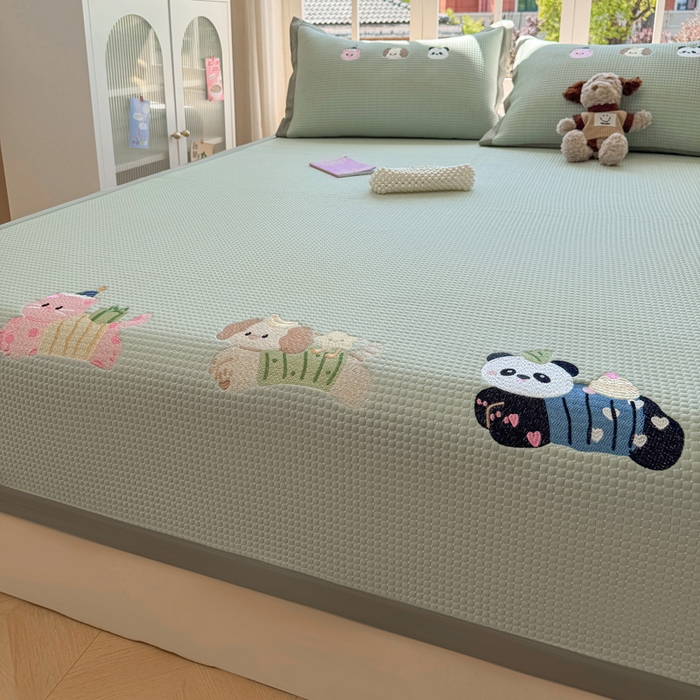 91家纺网 家纺一手货源 找家纺 （总）凯罗 2026新款华夫格凉泡泡绣花凉席席子-床席款