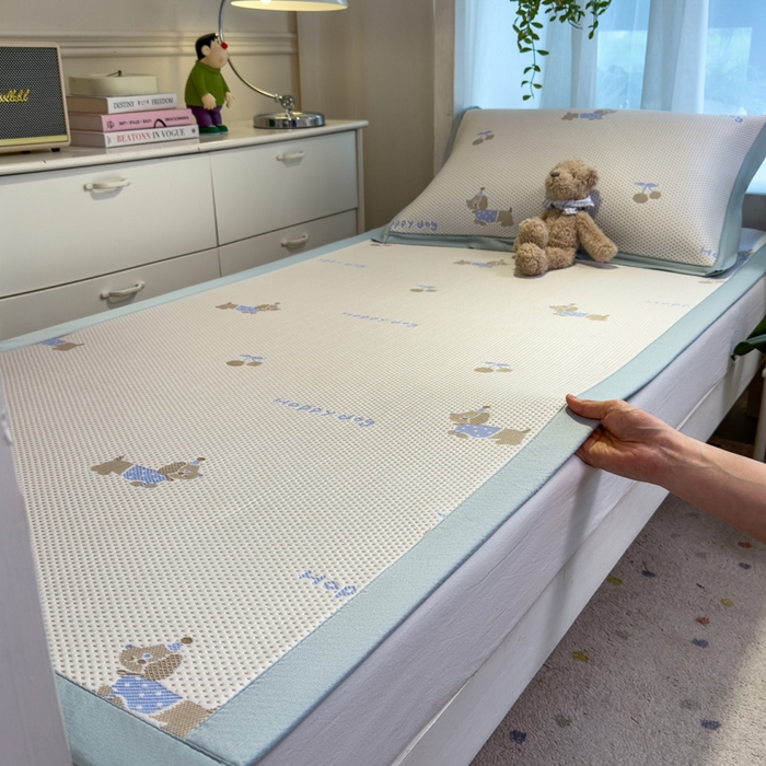 91家纺网 家纺一手货源 找家纺 凯罗 2026新款A类凉豆豆学生宿舍用床席可水洗凉席席子床席款 小萌狗-床席款