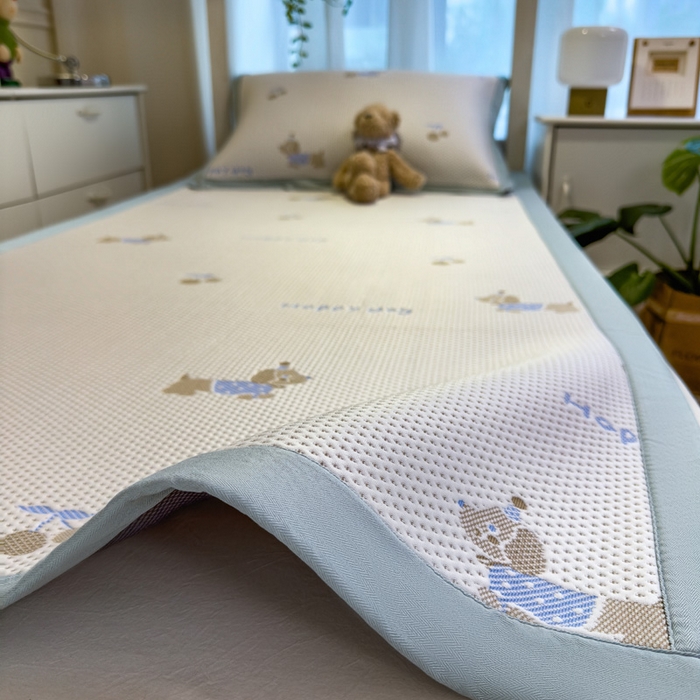 91家纺网 家纺一手货源 找家纺 凯罗 2026新款A类凉豆豆学生宿舍用床席可水洗凉席席子床席款 小萌狗-床席款