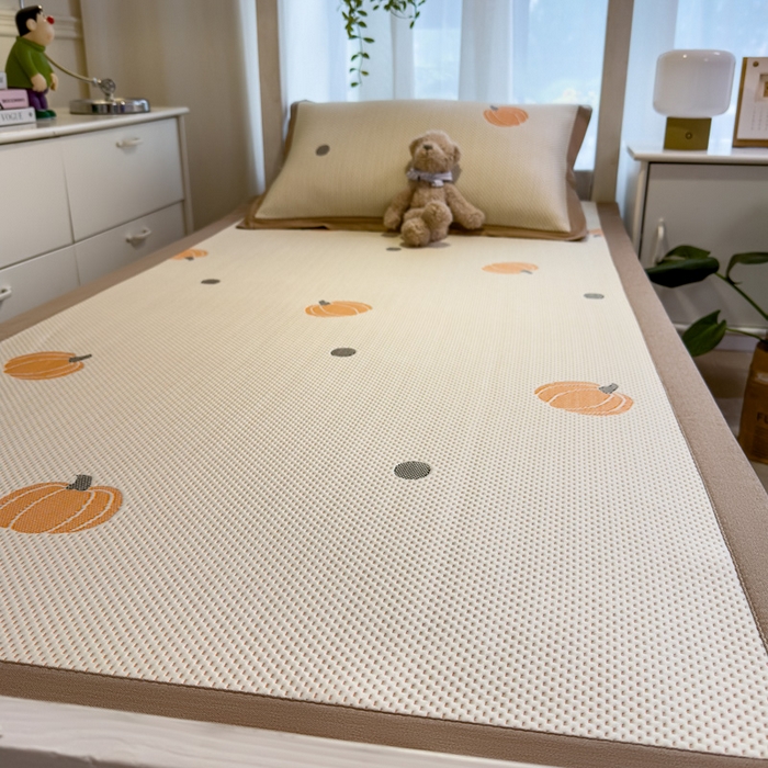 91家纺网 家纺一手货源 找家纺 凯罗 2026新款A类凉豆豆学生宿舍用床席可水洗凉席席子床席款 小南瓜-桔-床席款