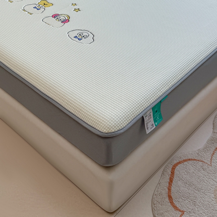 91家纺网 家纺一手货源 找家纺 凯罗 2026新款华夫格凉泡泡绣花凉席席子-床笠款 快乐吖