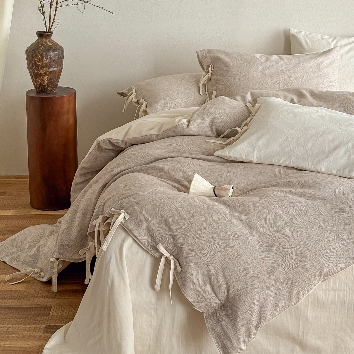 91家纺网 家纺一手货源 找家纺 （总）华超针织 2026新款全棉三层纱提花四件套