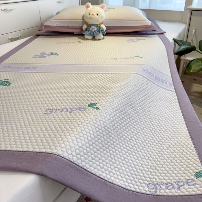 91家纺网 家纺一手货源 找家纺 凯罗 2026新款A类凉豆豆学生宿舍用床席可水洗凉席席子床席款 紫气东来-床席款