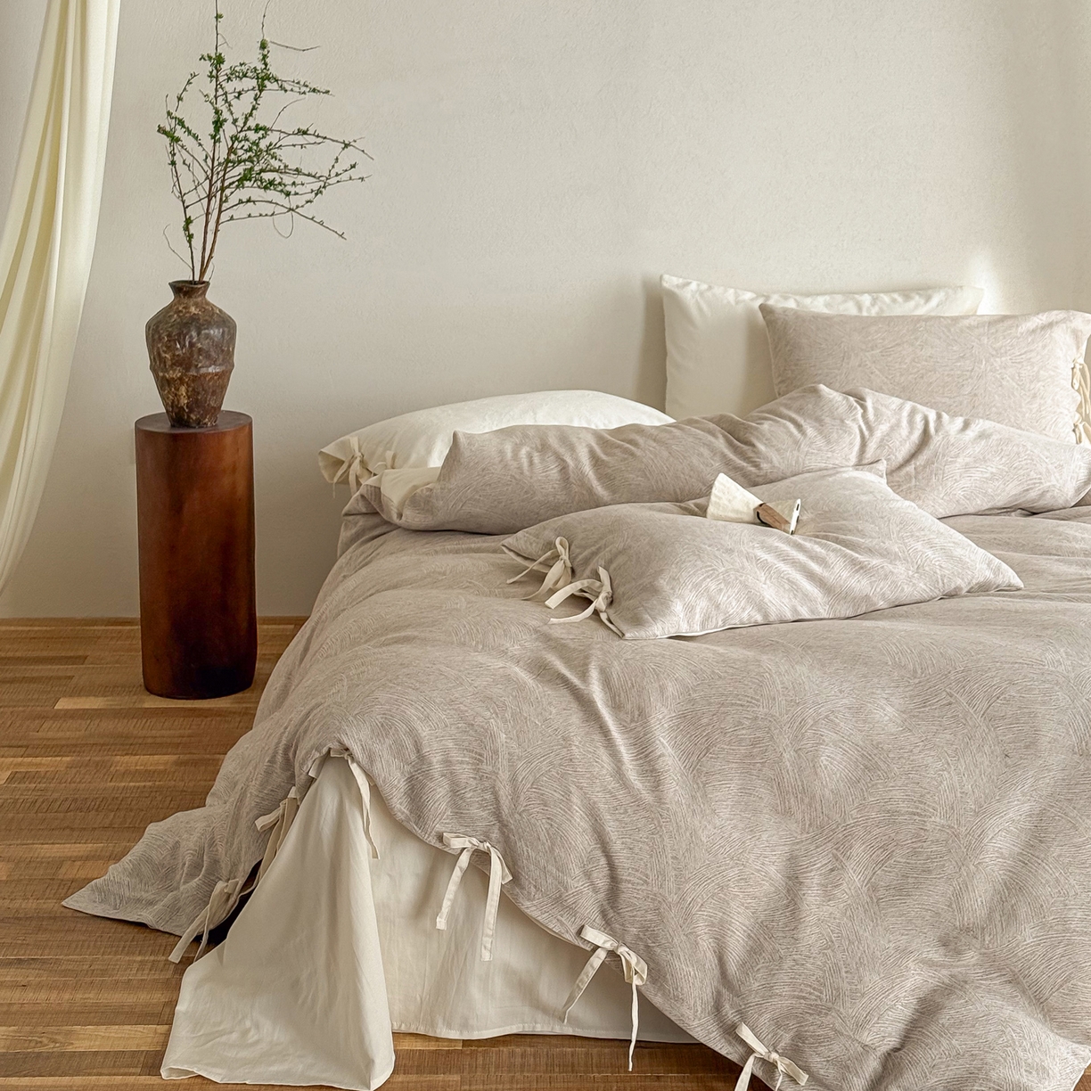 91家纺网 家纺一手货源 找家纺 华超针织 2026新款全棉三层纱提花四件套 伯尔纳-卡其