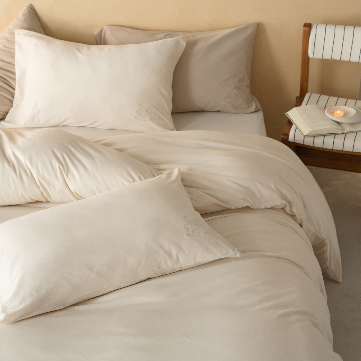 91家纺网 家纺一手货源 找家纺 （总）华超针织 2026新款全棉天竺棉针织刺绣四件套-猪事顺利