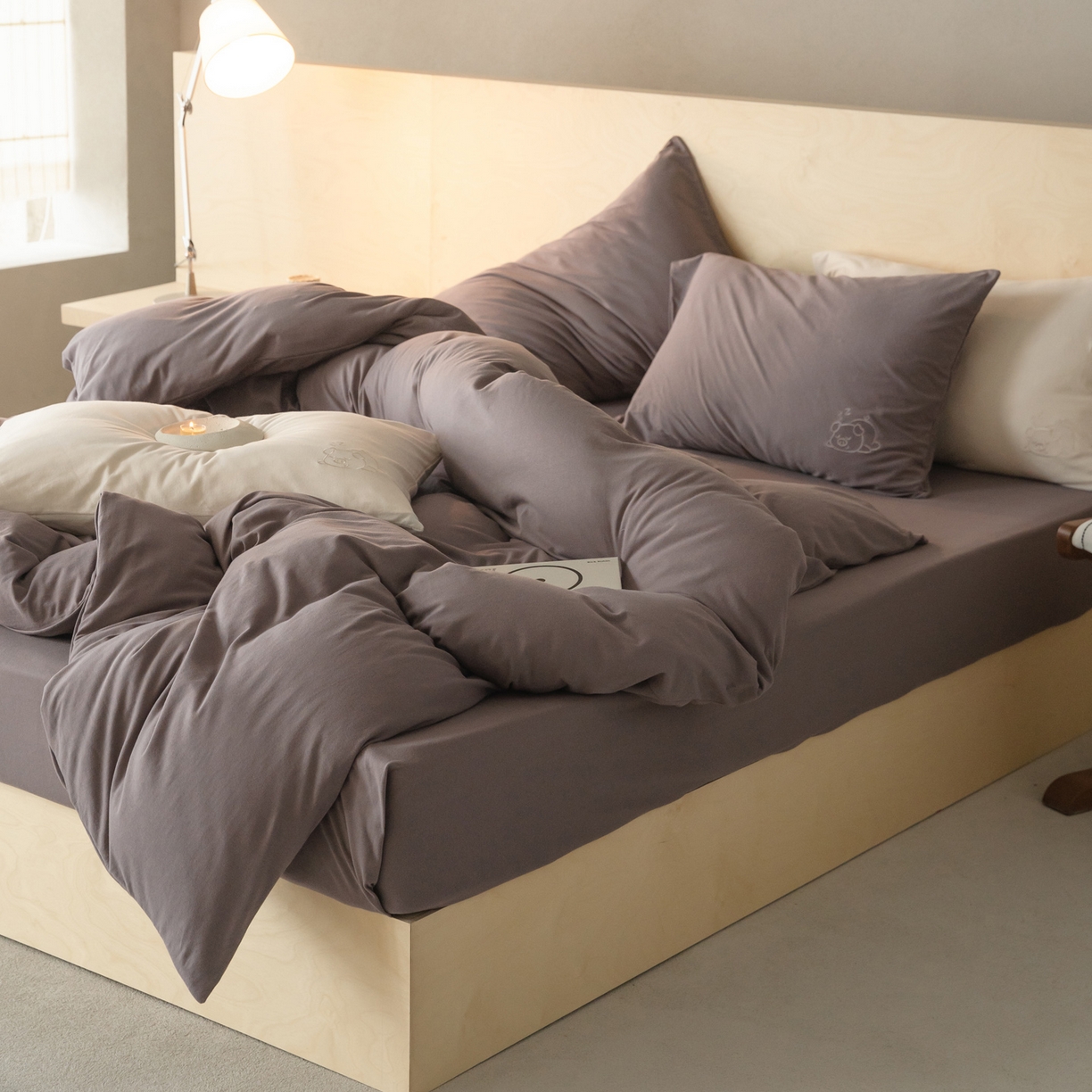 91家纺网 家纺一手货源 找家纺 华超针织 2026新款全棉天竺棉针织刺绣四件套-猪事顺利 猪事顺利-藕色