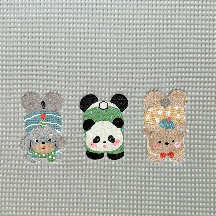 91家纺网 家纺一手货源 找家纺 凯罗 2026新款华夫格凉泡泡绣花凉席席子-床席款 一起发个呆