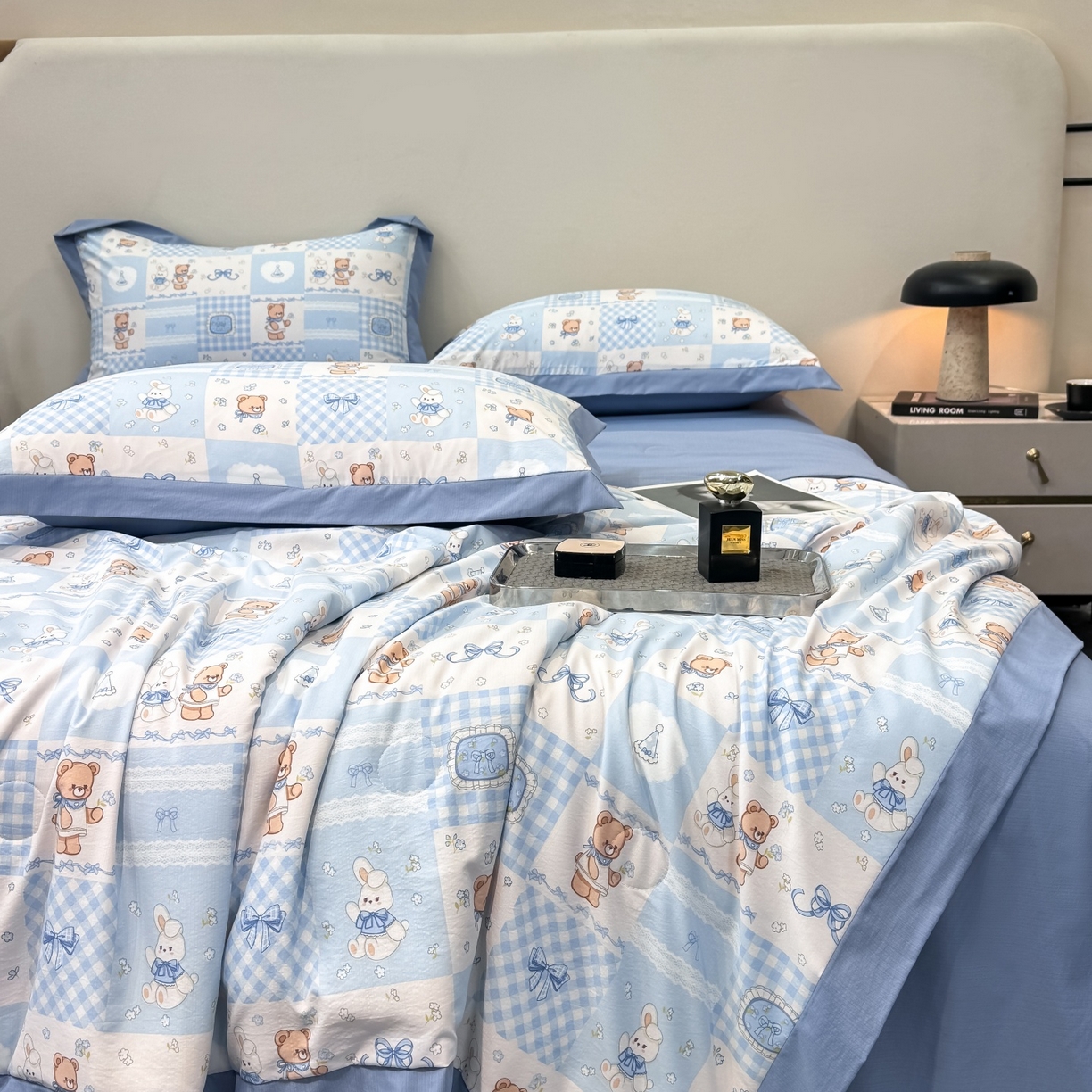 91家纺网 家纺一手货源 找家纺 归属 2026新款凉感天丝棉夏被夏凉被空调被夏被四件套系列 礼物熊