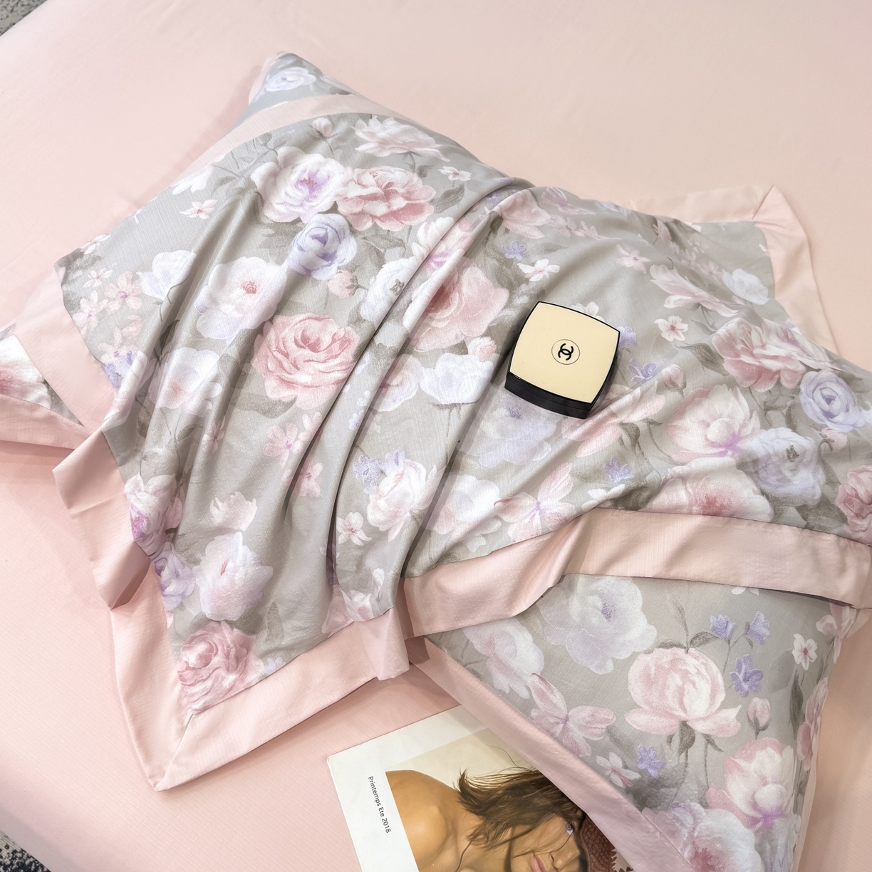 91家纺网 家纺一手货源 找家纺 归属 2026新款凉感天丝棉夏被夏凉被空调被夏被四件套系列 莫奈花（灰）