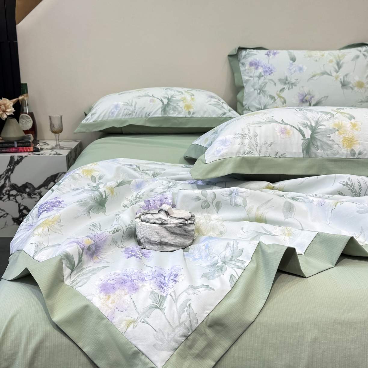 91家纺网 家纺一手货源 找家纺 归属 2026新款凉感天丝棉夏被夏凉被空调被夏被四件套系列 浅野绿