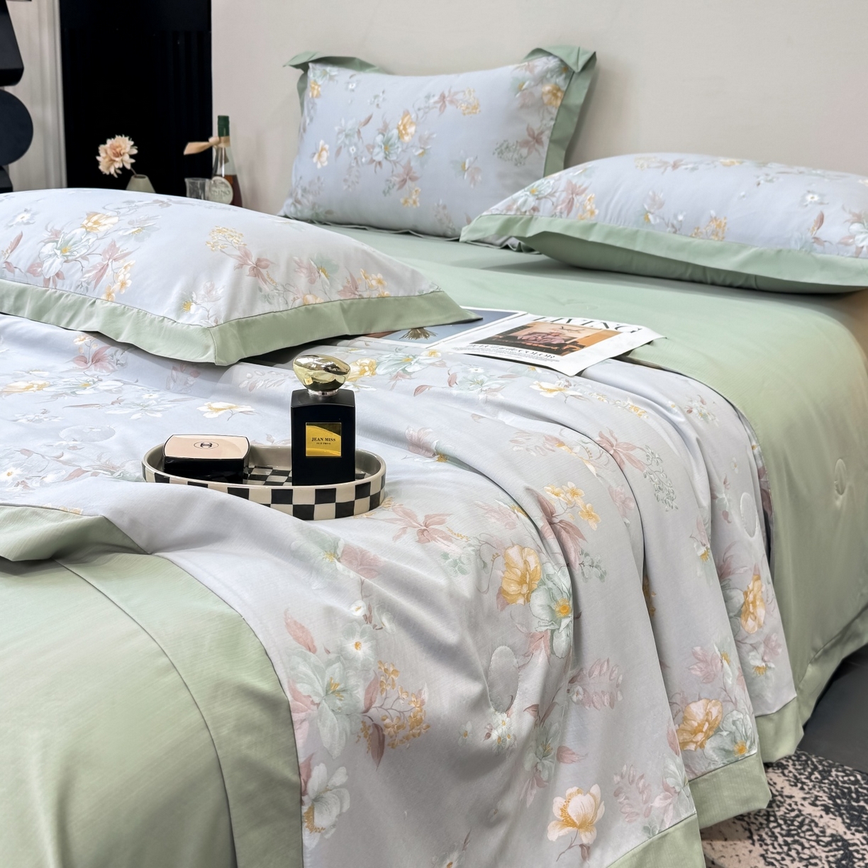 91家纺网 家纺一手货源 找家纺 归属 2026新款凉感天丝棉夏被夏凉被空调被夏被四件套系列 青禾花