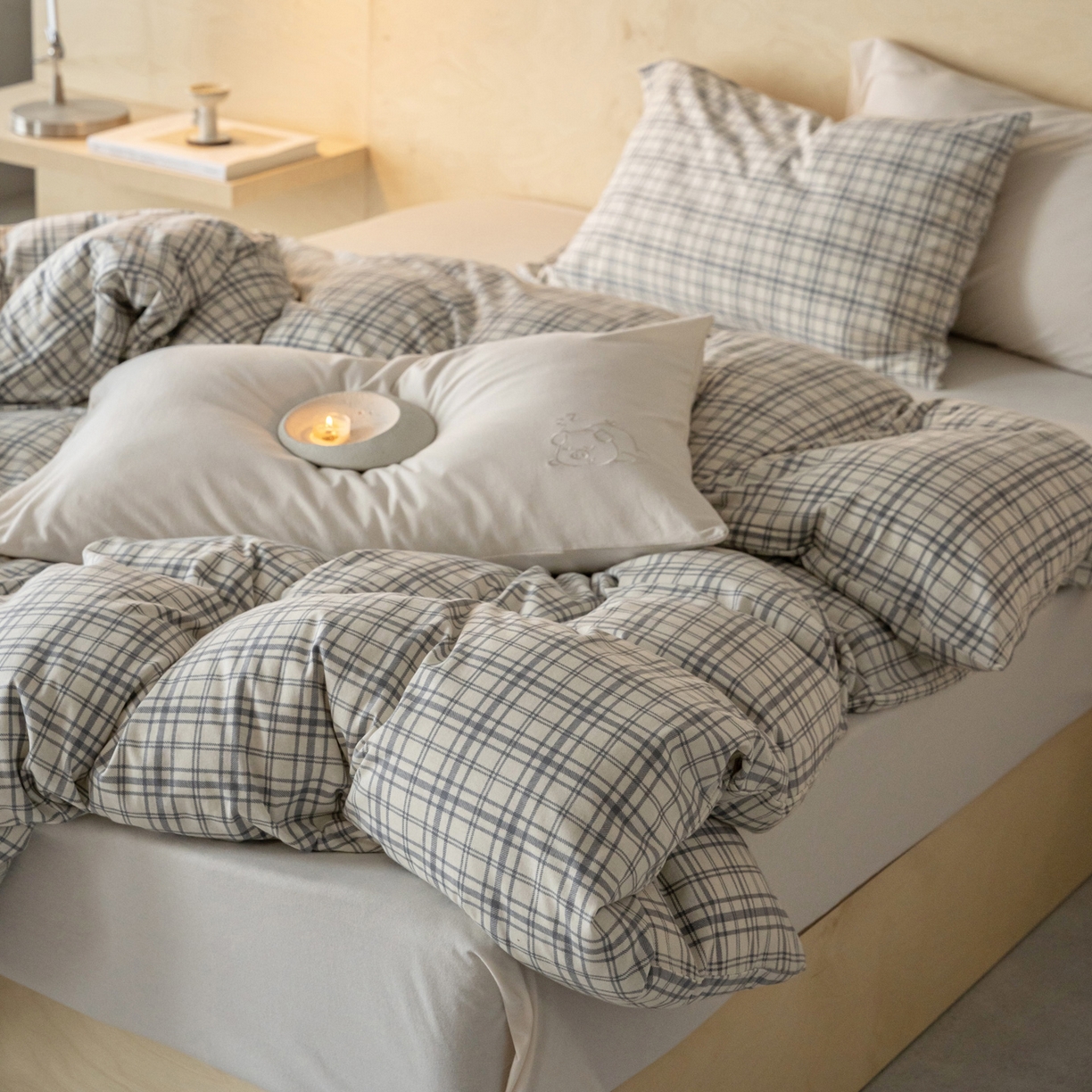 91家纺网 家纺一手货源 找家纺 华超针织 2026新款全棉天竺棉针织格子印花四件套 浅灰格配米白