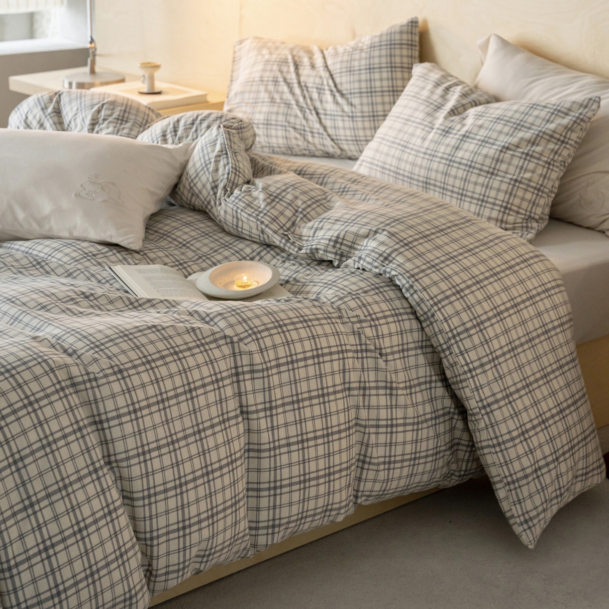 91家纺网 家纺一手货源 找家纺 华超针织 2026新款全棉天竺棉针织格子印花四件套 浅灰格配米白