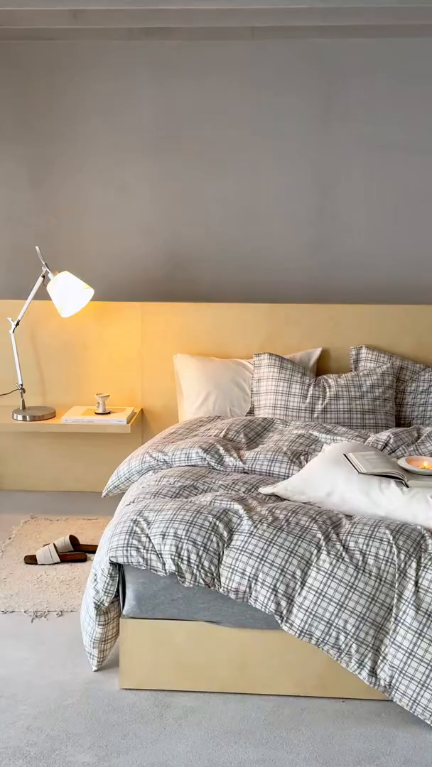 91家纺网 家纺一手货源 找家纺 华超针织 2026新款全棉天竺棉针织格子印花四件套 浅灰格配米白