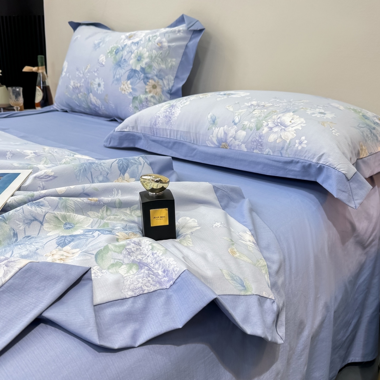 91家纺网 家纺一手货源 找家纺 归属 2026新款凉感天丝棉夏被夏凉被空调被夏被四件套系列 水韵紫