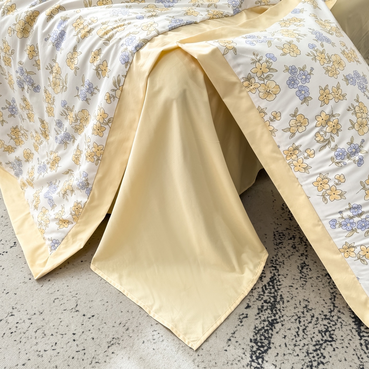 91家纺网 家纺一手货源 找家纺 归属 2026新款凉感天丝棉夏被夏凉被空调被夏被四件套系列 宛秋黄