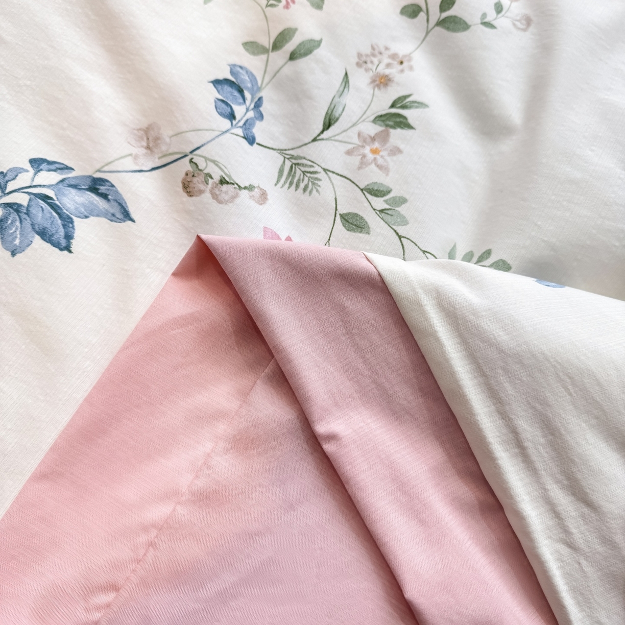 91家纺网 家纺一手货源 找家纺 归属 2026新款凉感天丝棉夏被夏凉被空调被夏被四件套系列 未央粉