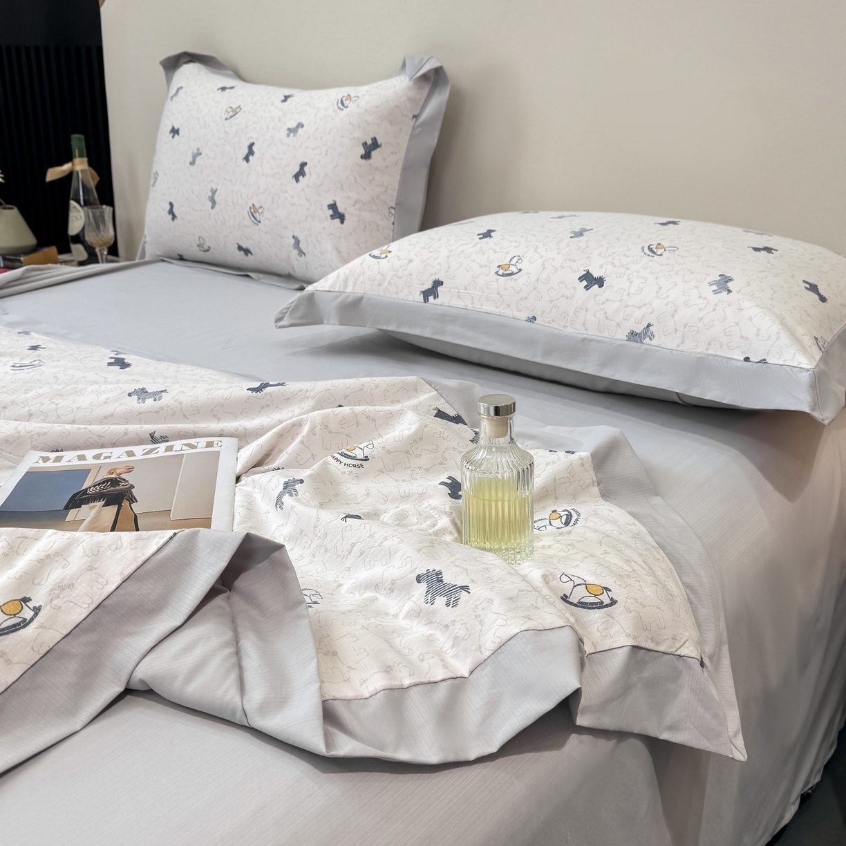 91家纺网 家纺一手货源 找家纺 归属 2026新款凉感天丝棉夏被夏凉被空调被夏被四件套系列 小木马