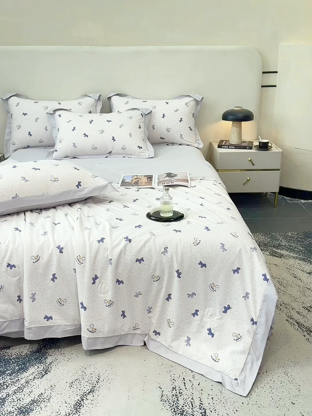 91家纺网 家纺一手货源 找家纺 归属 2026新款凉感天丝棉夏被夏凉被空调被夏被四件套系列 小木马