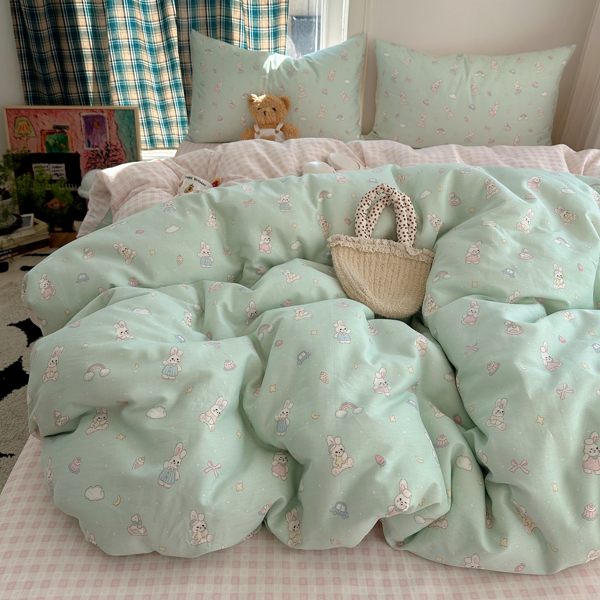 91家纺网 家纺一手货源 找家纺 六巷胡同 2026新款INS减龄可爱风卡通40支13070全棉四件套（第三系列） 萝莉邦尼兔