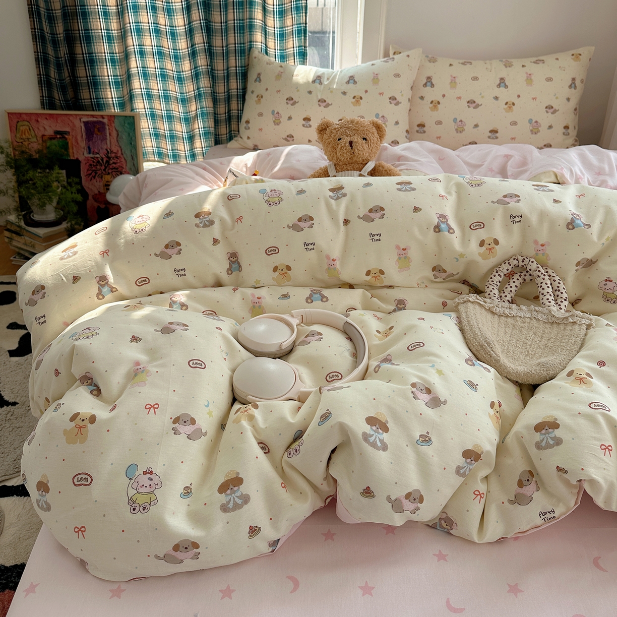 91家纺网 家纺一手货源 找家纺 六巷胡同 2026新款INS减龄可爱风卡通40支13070全棉四件套（第三系列） 气球派希犬