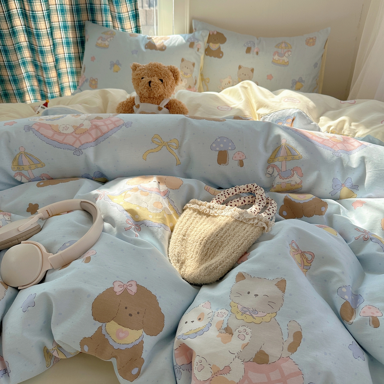 91家纺网 家纺一手货源 找家纺 六巷胡同 2026新款INS减龄可爱风卡通40支13070全棉四件套（第三系列） 猫狗游园会