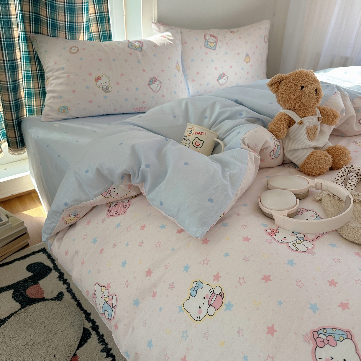 91家纺网 家纺一手货源 找家纺 六巷胡同 2026新款INS减龄可爱风卡通40支13070全棉四件套（第三系列） 粉星闺蜜喵