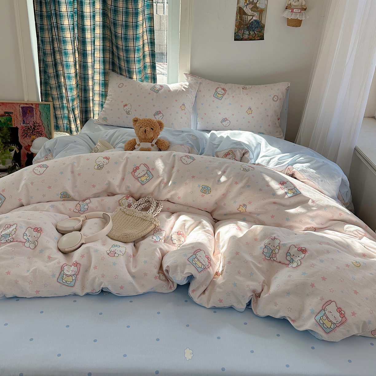 91家纺网 家纺一手货源 找家纺 六巷胡同 2026新款INS减龄可爱风卡通40支13070全棉四件套（第三系列） 粉星闺蜜喵